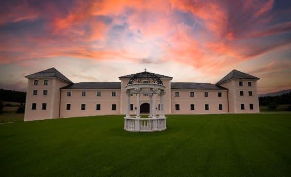 Chateau Sanov Sanov  المظهر الخارجي الصورة